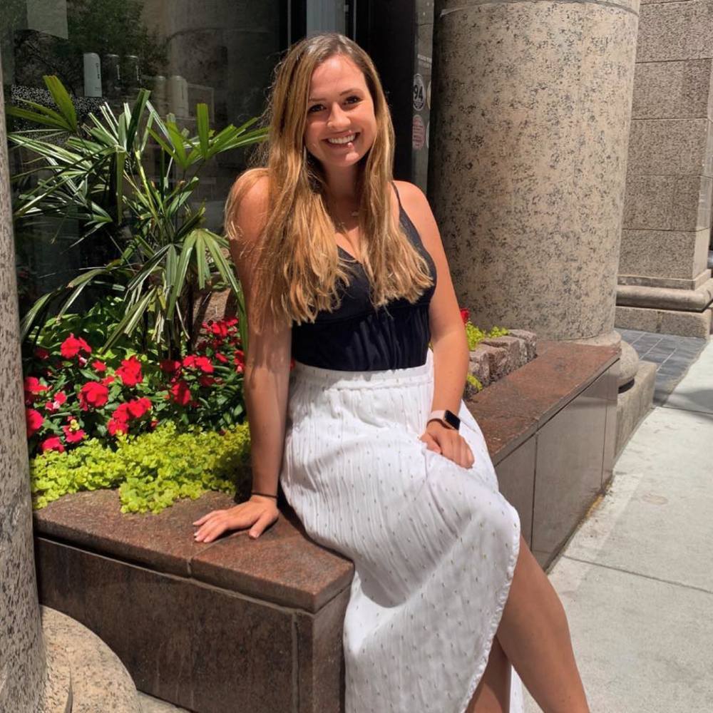 Meet your Posher, Alesha